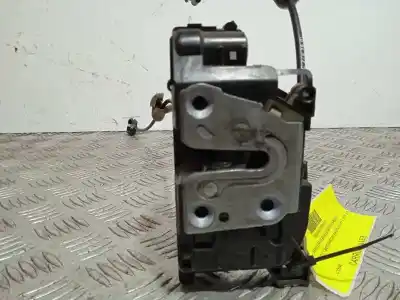 Second-hand car spare part front right door lock for renault master kipper l2h1 3.5t oem iam references 805020005r