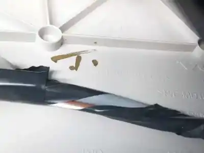 Автозапчасти б/у центральный подлокотник за volvo v40 kinetic ссылки oem iam 01302307chs  