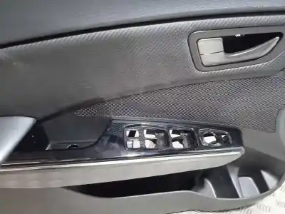 Автозапчастина б/у оббірка передніх дверей ліва для ssangyong tivoli 1.2 посилання на oem iam   
