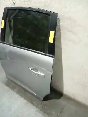 Second-hand car spare part rear left door for ssangyong rodius 2.7 turbodiesel cat oem iam references   