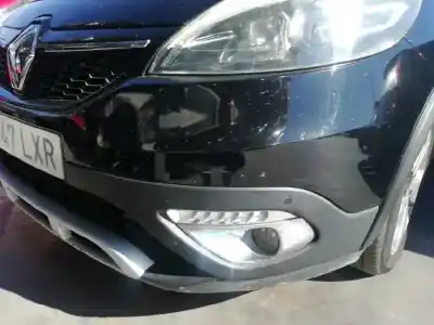 Pièce détachée automobile d'occasion le pare-choc avant pour renault scenic iii bose edition références oem iam  2ºserie xmod 