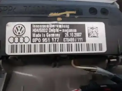 Автозапчасти б/у внутренний свет за audi a3 (8p) 2.0 tdi ссылки oem iam 8p0951177  