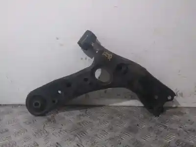Second-hand car spare part front left lower suspension arm for lexus ct 200h oem iam references   