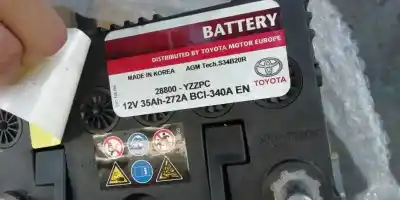Second-hand car spare part battery for toyota auris touring sports (e18) hybrid active oem iam references 28800yzzpc  35ah 12v