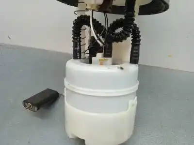 Pièce détachée automobile d'occasion capteur niveau de carburant pour renault twingo acces références oem iam 8200368239 4 cables 