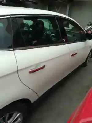 Автозапчасти б/у дверь задняя правая за lancia delta (181) gold ссылки oem iam  Автозапчасти б/у дверь задняя правая за lancia delta (181) gold ссылки oem iam