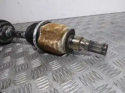 Second-hand car spare part front right transmission for nissan navara pick-up (d40m) doble cab fe 4x4 oem iam references   