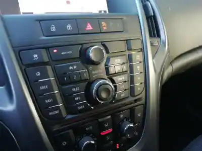 Second-hand car spare part audio system / radio cd for opel astra j lim. selective oem iam references 23218951