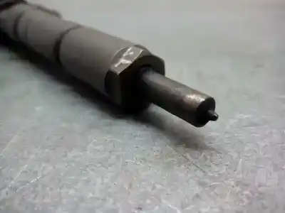 Second-hand car spare part injector for opel corsa c corsavan oem iam references 0445110083  