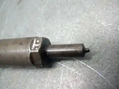 Second-hand car spare part injector for opel corsa c corsavan oem iam references 0445110083  