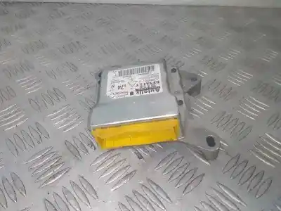 Автозапчастина б/у блок управління подушками безпеки для RENAULT LAGUNA II (BG0/1_) 2.0 dCi (BG1T) Посилання на OEM IAM 8200412021  