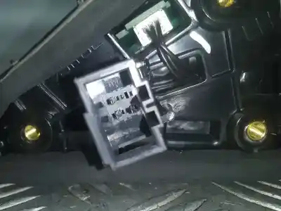 Автозапчасти б/у внутренний левый задний фонарь за skoda superb (3v3) active ссылки oem iam 3v5945e07d  00195131