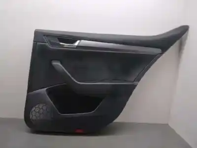Автозапчастина б/у обликка задніх правіх дверей для skoda superb (3v3) active посилання на oem iam 3v5867024an