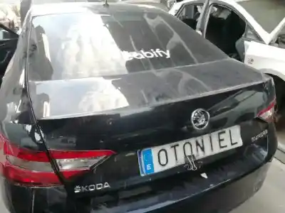 Автозапчастина б/у загальні двері для skoda superb (3v3) active посилання на oem iam 