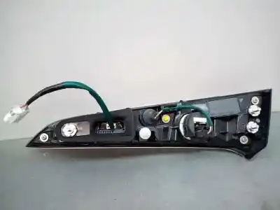 Peça sobressalente para automóvel em segunda mão farolim interior traseiro esquerdo por toyota corolla (e21) hybrid active referências oem iam   