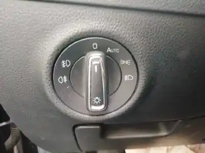 Автозапчастина б/у управління світлом для skoda superb (3v3) active посилання на oem iam 