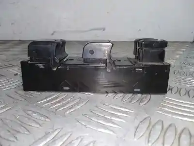 Second-hand car spare part left front power window switch for subaru xv sport oem iam references   