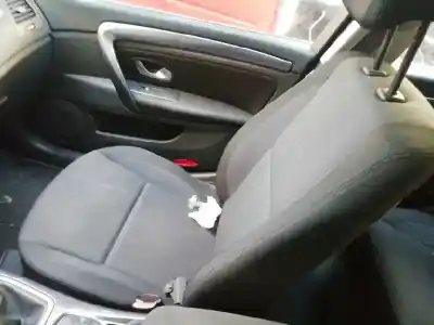 Piesă de schimb auto la mâna a doua scaunul din fațã partea dreaptã pentru renault laguna iii expression referințe oem iam   