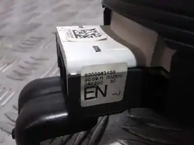 Second-hand car spare part dashboard for renault twingo dynamique oem iam references 8200963493  