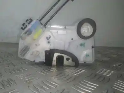 Second-hand car spare part front right door lock for toyota corolla (e21) hybrid active oem iam references   