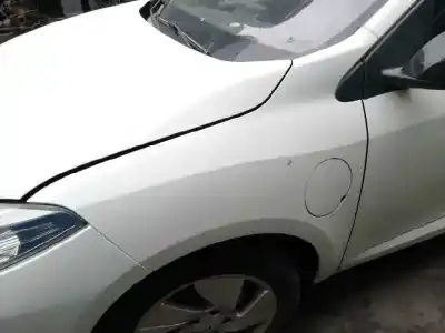 Автозапчасти б/у левое переднее крыло за renault fluence (l3) desde 11/2009 fluence z.e. dynamique ссылки oem iam 