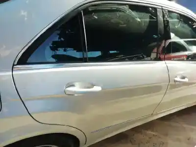 Tweedehands auto-onderdeel DEUR RECHTS ACHTER voor MERCEDES-BENZ CLASE E (W212) LIM.  OEM IAM-referenties A2127300205 A2127300205 