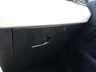 Автозапчасти б/у бардачок за renault clio v (b7_) tce 90 (b7mt) ссылки oem iam    Автозапчасти б/у бардачок за renault clio v (b7_) tce 90 (b7mt) ссылки oem iam