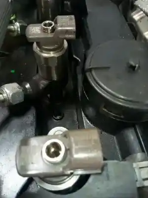 Pièce détachée automobile d'occasion Injecteur pour OPEL ASTRA J LIM. 1.6 CDTI DPF Références OEM IAM 55578075  