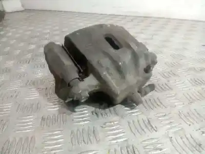 Автозапчастина б/у передній правий гальмівний супорт для kia carens (un) 2.0 turbodiesel cat посилання на oem iam   