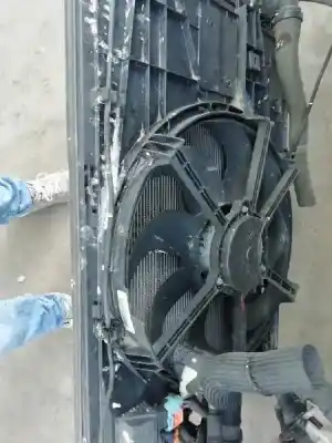 Автозапчастина б/у електро вентилятор для citroen c4 picasso * посилання на oem iam 9806313280  