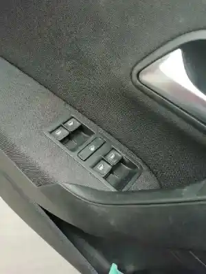 Pezzo di ricambio per auto di seconda mano interruttore alzacristalli anteriore sinistro per volkswagen polo (6c1) advance bluemotion riferimenti oem iam 