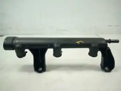 Автозапчастина б/у рампа инжектора для citroen c4 cactus feel посилання на oem iam 9816955780  
