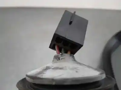Peça sobressalente para automóvel em segunda mão espelho retrovisor esquerdo por opel corsa d selective referências oem iam 468435664  3 cables