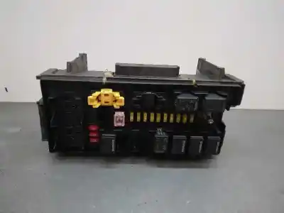 Second-hand car spare part fuse box unit for jeep commander 3.0 crd cat oem iam references 04692114ac