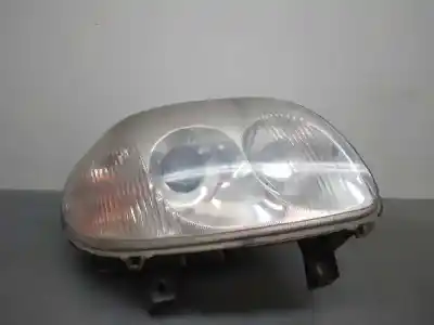 Pezzo di ricambio per auto di seconda mano faro anteriore destro per renault clio ii fase i (b/cbo) 1.2 16v alize 75 cv / 55 kw riferimenti oem iam 7701045175  