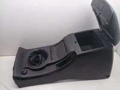 Pezzo di ricambio per auto di seconda mano bracciolo centrale per ssangyong actyon i 200 xdi 4wd riferimenti oem iam 7795131000  7793132000