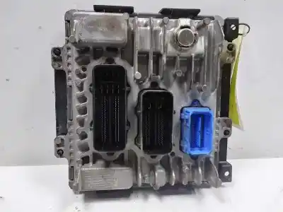 İkinci el araba yedek parçası ECU MOTOR KONTROL CIHAZI için OPEL ASTRA J LIM.  OEM IAM referansları 55484738  55591599