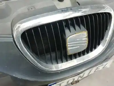 Second-hand car spare part front bumper for seat leon (1p1) 1.6 bivalent - gasolina / gas licuado del petróleo. gpl oem iam references   1 serie