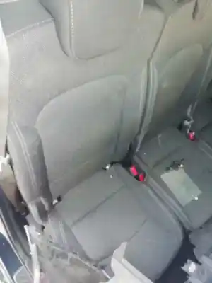 Peça sobressalente para automóvel em segunda mão bancos traseiros direitos por kia carens ( ) drive referências oem iam 