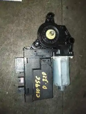 Pièce détachée automobile d'occasion moteur lève vitre avant gauche pour peugeot 307 break / sw (s1) sw références oem iam 9637130580  