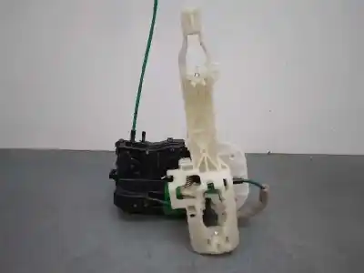 Second-hand car spare part Left Front Door Lock for HYUNDAI I40 Comfort OEM IAM references 813103Z000  