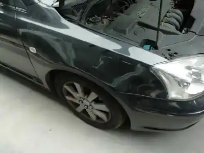 Recambio de automóvil de segunda mano de aleta delantera derecha para toyota avensis berlina (t25) 1.8 sol sedán referencias oem iam   