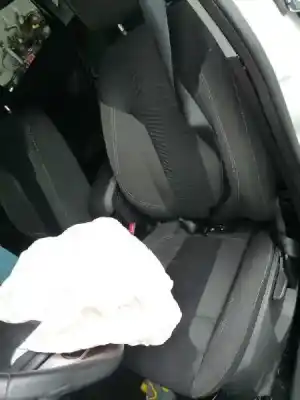 Автозапчасти б/у ЛЕВОЕ ПЕРЕДНЕЕ СИДЕНИЕ за FORD FIESTA (CCN)  ссылки OEM IAM   
