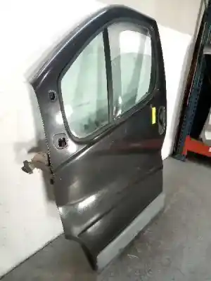 Second-hand car spare part left front door for renault trafic combi (ab 4.01) 6 - plazas (l2h1) acristalado parcial 2.9t combi largo oem iam references   