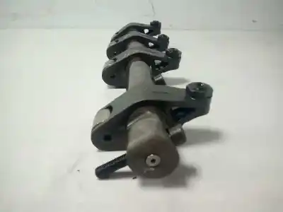 Pezzo di ricambio per auto di seconda mano albero bilanciere per audi a3 (8p) 2.0 tdi riferimenti oem iam   