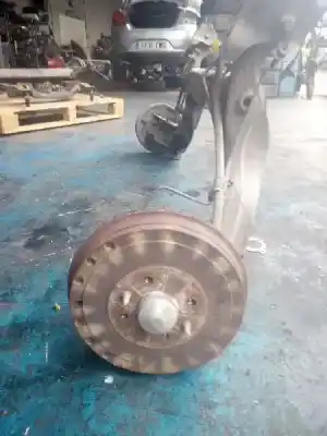 Peça sobressalente para automóvel em segunda mão charrió / suporte de eixo de trás por fiat linea (110) emotion referências oem iam   
