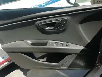 Second-hand car spare part left front door trim for seat leon st (5f8) x-perience 4drive oem iam references 