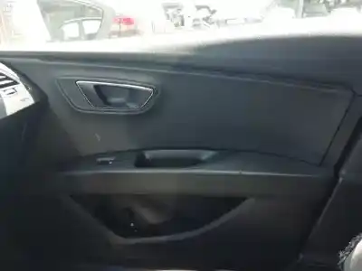 Second-hand car spare part right front door trim for seat leon st (5f8) x-perience 4drive oem iam references 