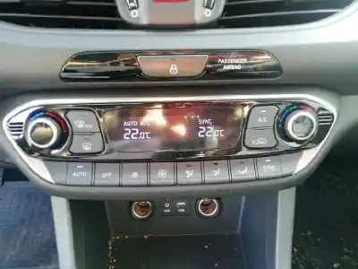 Автозапчасти б/у климат-контроль за hyundai i30 (pd) klass ссылки oem iam 97250g4351