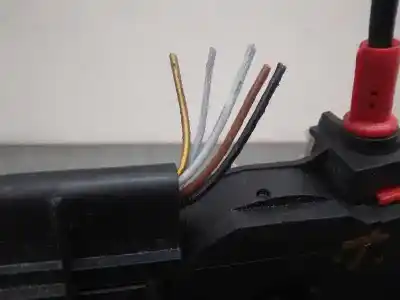 Автозапчасти б/у замок передней правой двери за opel zafira tourer selective ссылки oem iam   5 cables